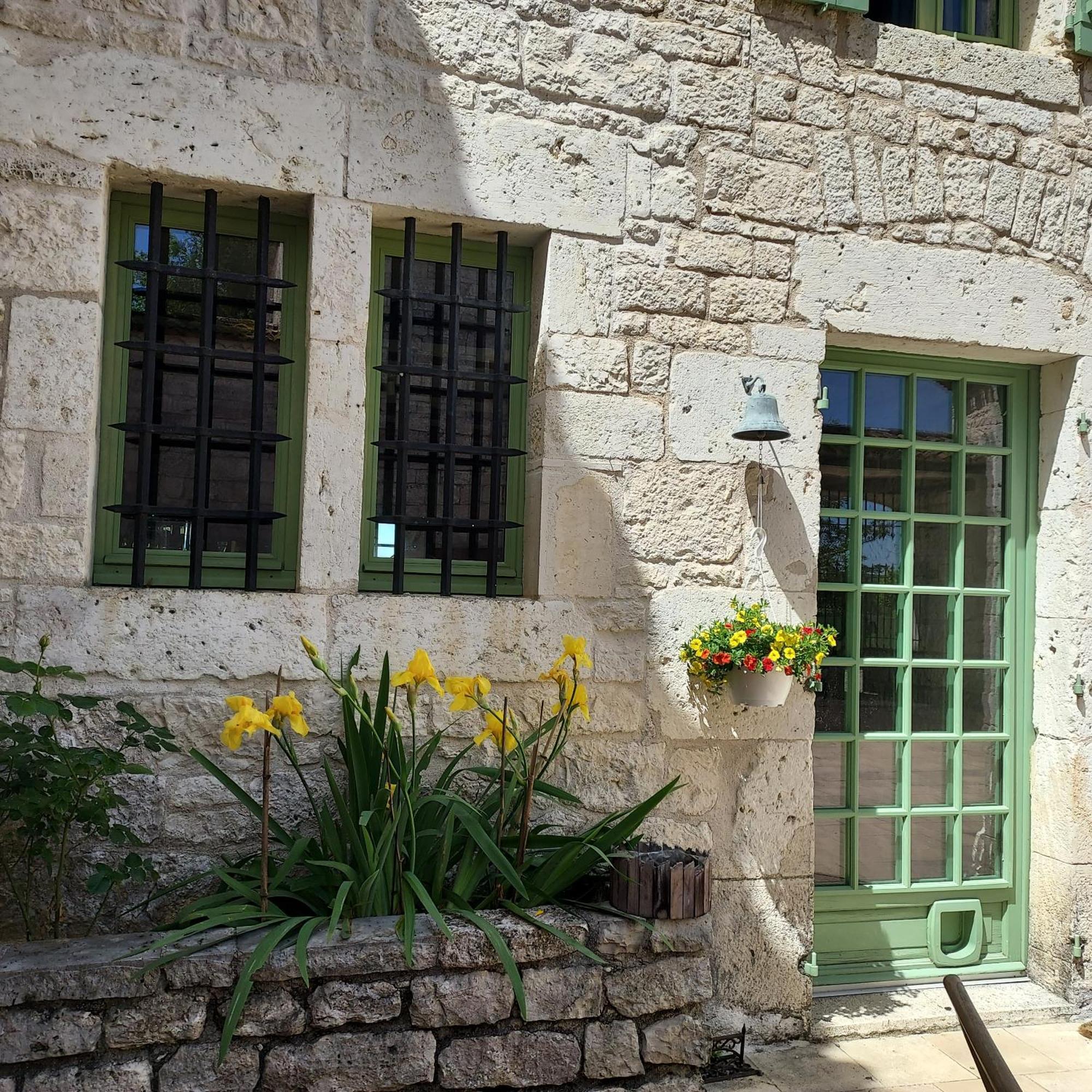 Manoir Le Moulinal47 - Vue Panoramique Hotel Courbiac Exterior photo